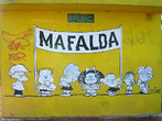 Foto do grupo de amigos da Mafalda, personagens criados pelo cartunista argentino Quino. Palavras-chave: Muro. Grafite. Arte. Pintura. Criana. Crtica social. Argentina.