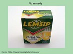 Foto de uma embalagem de Lemsip, conhecido remdio para os efeitos da gripe, muito consumido na Inglaterra. Palavras-chave: Embalagem. Lemsip. Gripe. Doena. Sintoma. Tratamento. Interculturalidade.