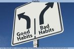 Nesta imagem, v-se uma placa indicando duas direes: "Good habits" e "Bad habits". Palavras-chave: Oposio. Adjetivo. Hbito. Placa.