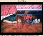Foto de um quadro mostrando uma mulher escondendo-se sob a cama. Palavras-chave: Cama. Quarto. Medo. Narração. Descrição. Gêneros textuais.