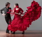 Imagem de um casal danando dana flamenca. Palavras-chave: Dana. Baile. Cultura. Descrio. Flamenco. Casal. Pareja. Esteretipo.